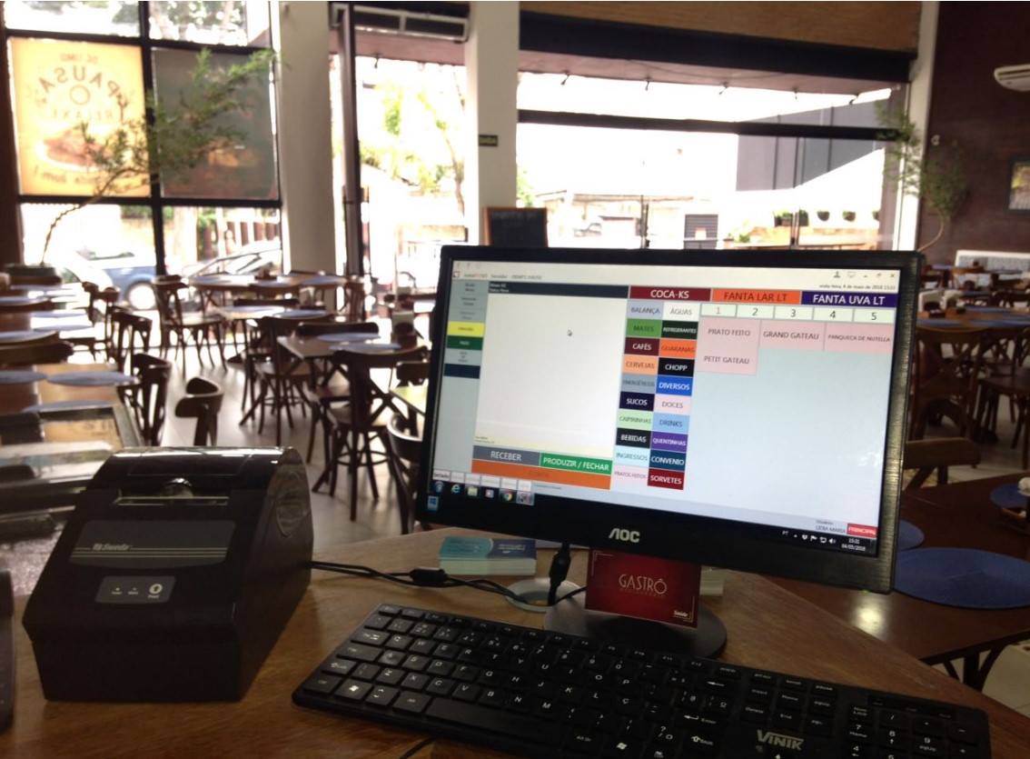 Sistema JuxtaPOS V3 - Selecione e cadastre seus clientes